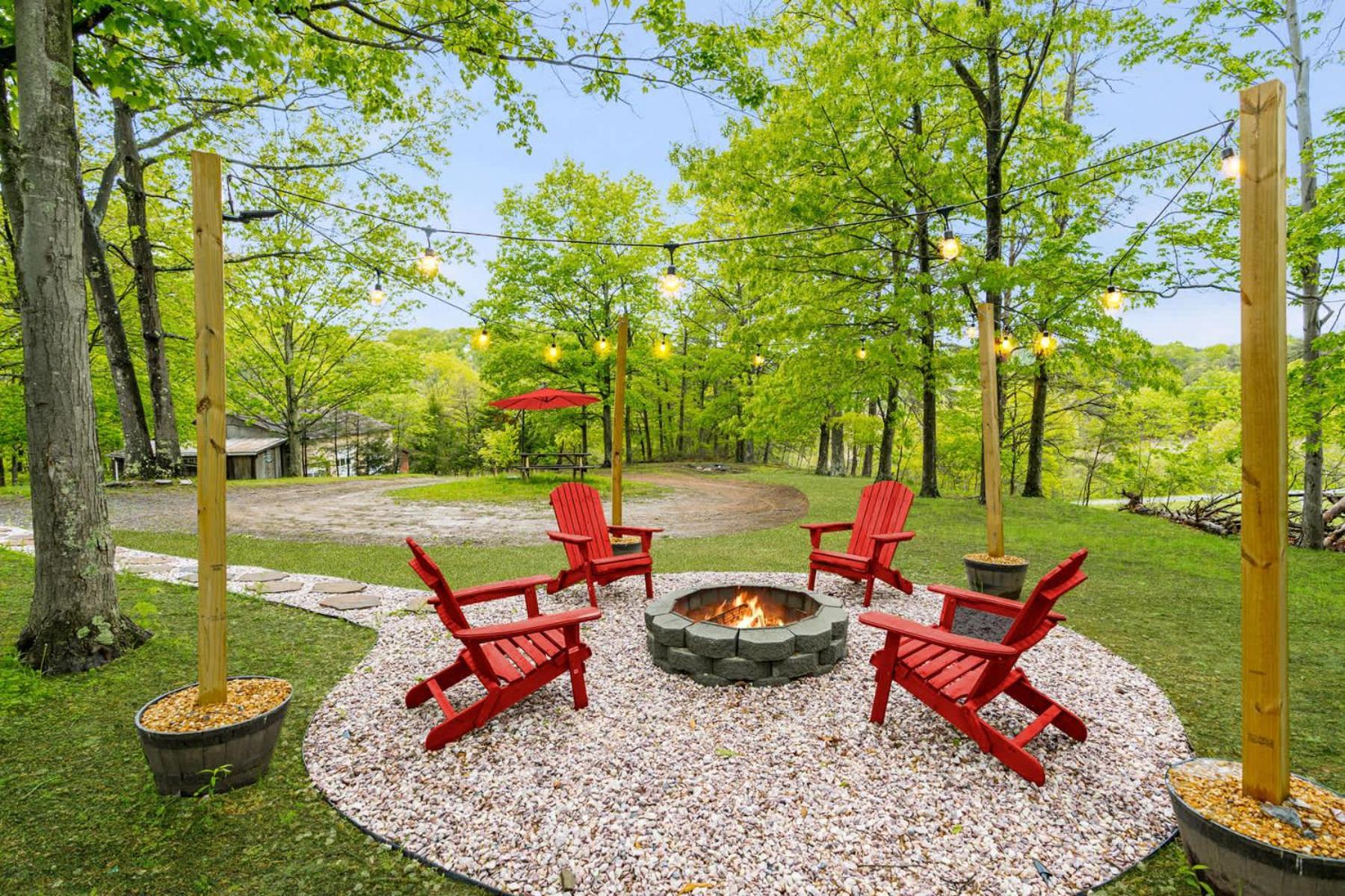 Modernized Log Cabin W Hot Tub Fire Pit & Views Berkeley Springs Extérieur photo